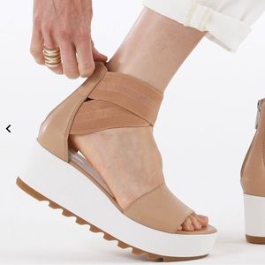 Sorel flatform ankle strap wedge sandals